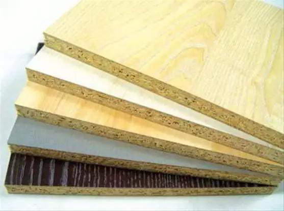 又有學(xué)生因室內(nèi)甲醛超標(biāo)中毒？買什么家具才能讓人放心？