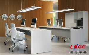 論板式辦公家具封邊的重要性！